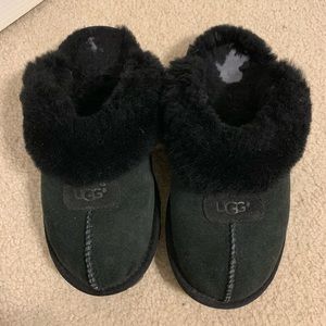 Black ugg coquette slippers size 6